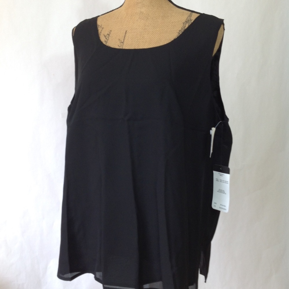 Adrianna Papell Evening Essentials Black Top** 1X